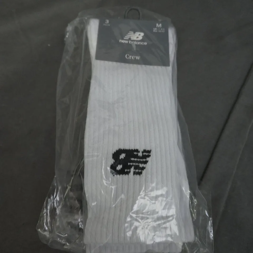 SEALED NEW BALANCE CREW SOCKS - 3 PACK - SIZE M