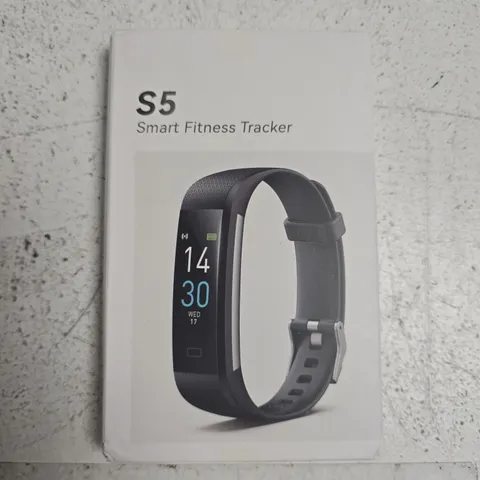 S5 SMART FITNESS TRACKER – BOXED