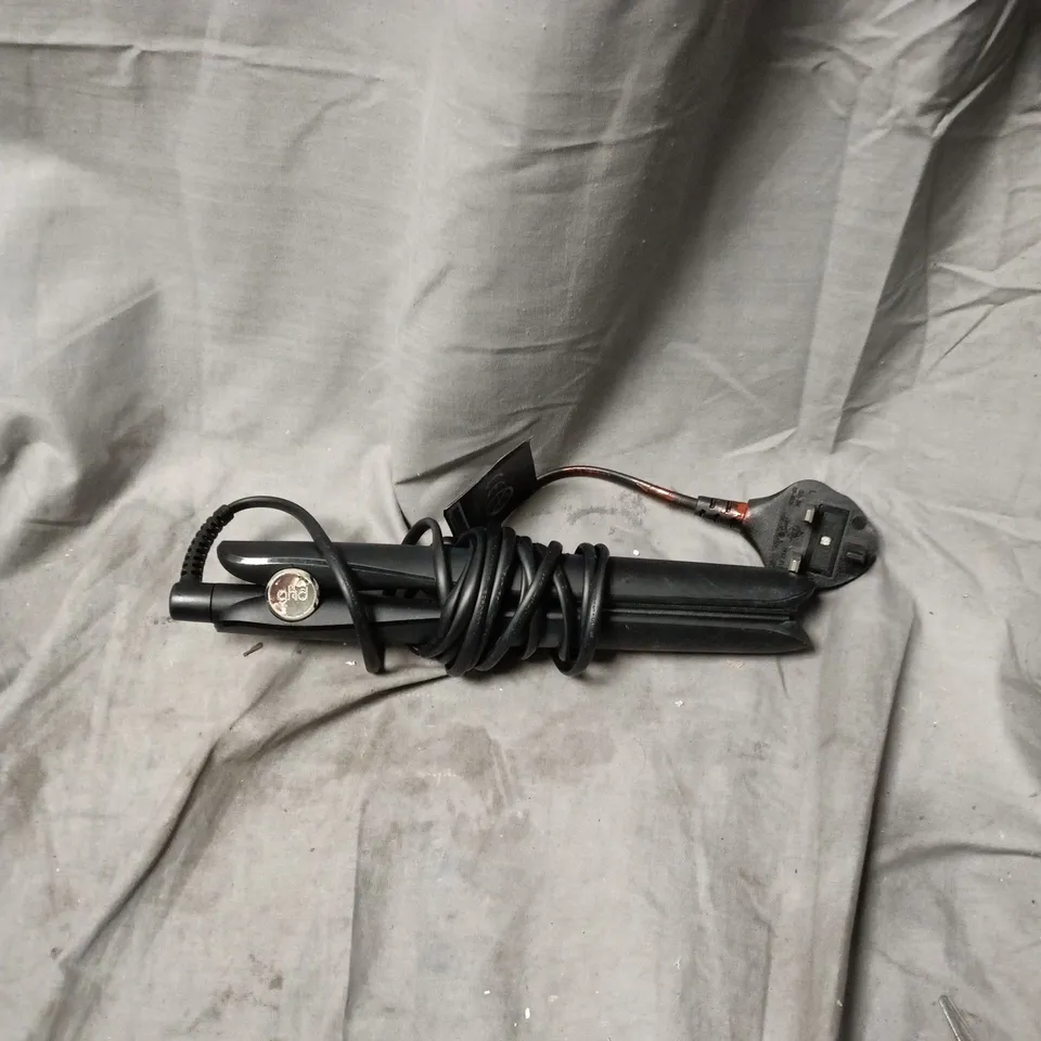 GHD HAIR STRAIGHTENERS – BLACK, CORDED (UK PLUG) 