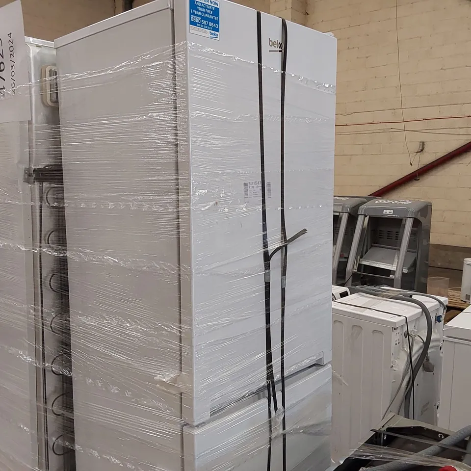 BEKO CFG4582W 50/50 FROST FREE FRIDGE FREEZER - WHITE