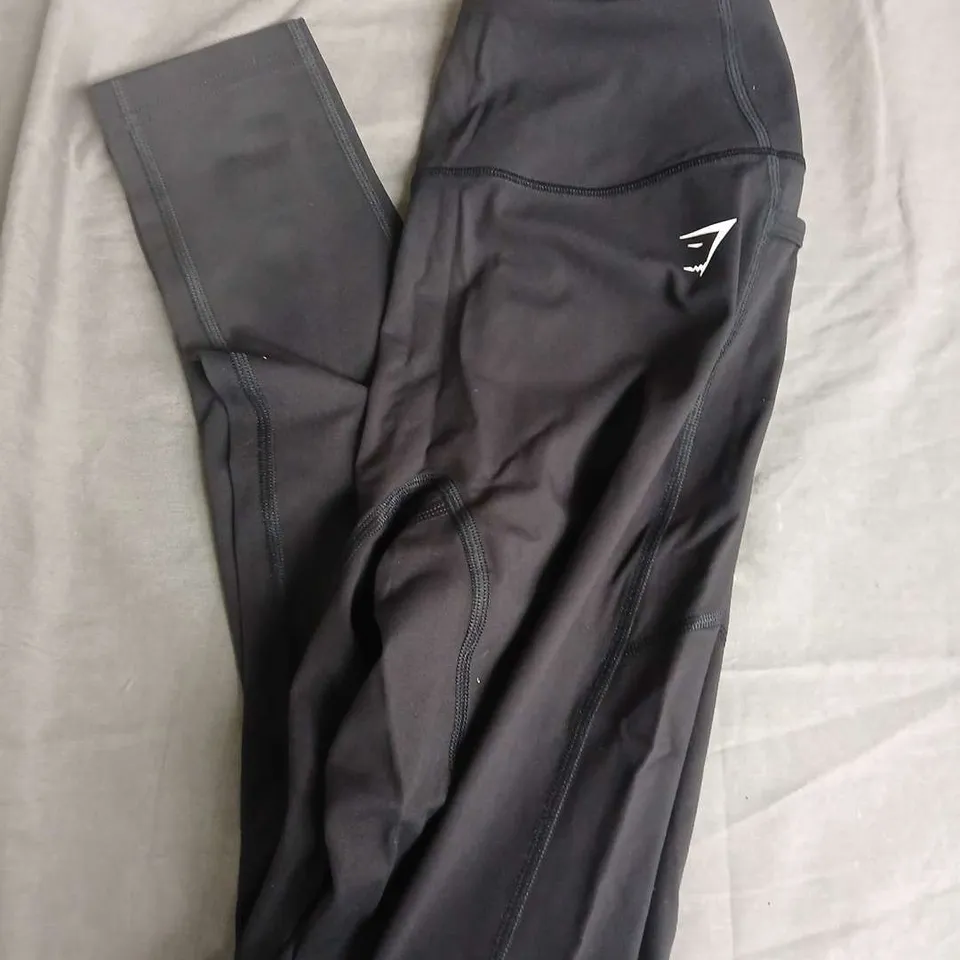 GYMSHARK LIFTING POCKET LEGGINGS IN BLACK - SMALL