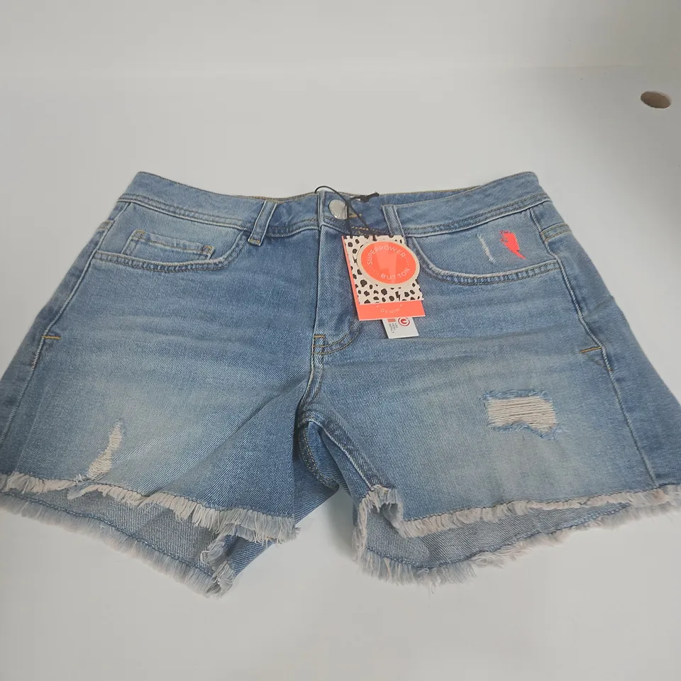 SCAMP & DUDE ADULTS DENIM RAW EDGE SHORTS – MID WASH, UK 8