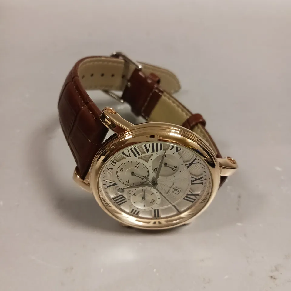 MENS LOUIS LACOMBE CHRONOGRAPH WATCH – MULTI FUNCTION DIAL WITH DATE – ROMAN NUMERAL DIAL – LEATHER STRAP