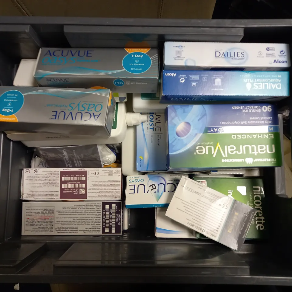 LOT OF HOUSEHOLD ITEMS TO INCLUDE NICORETTE 25MG INVISIPATCH , ETC