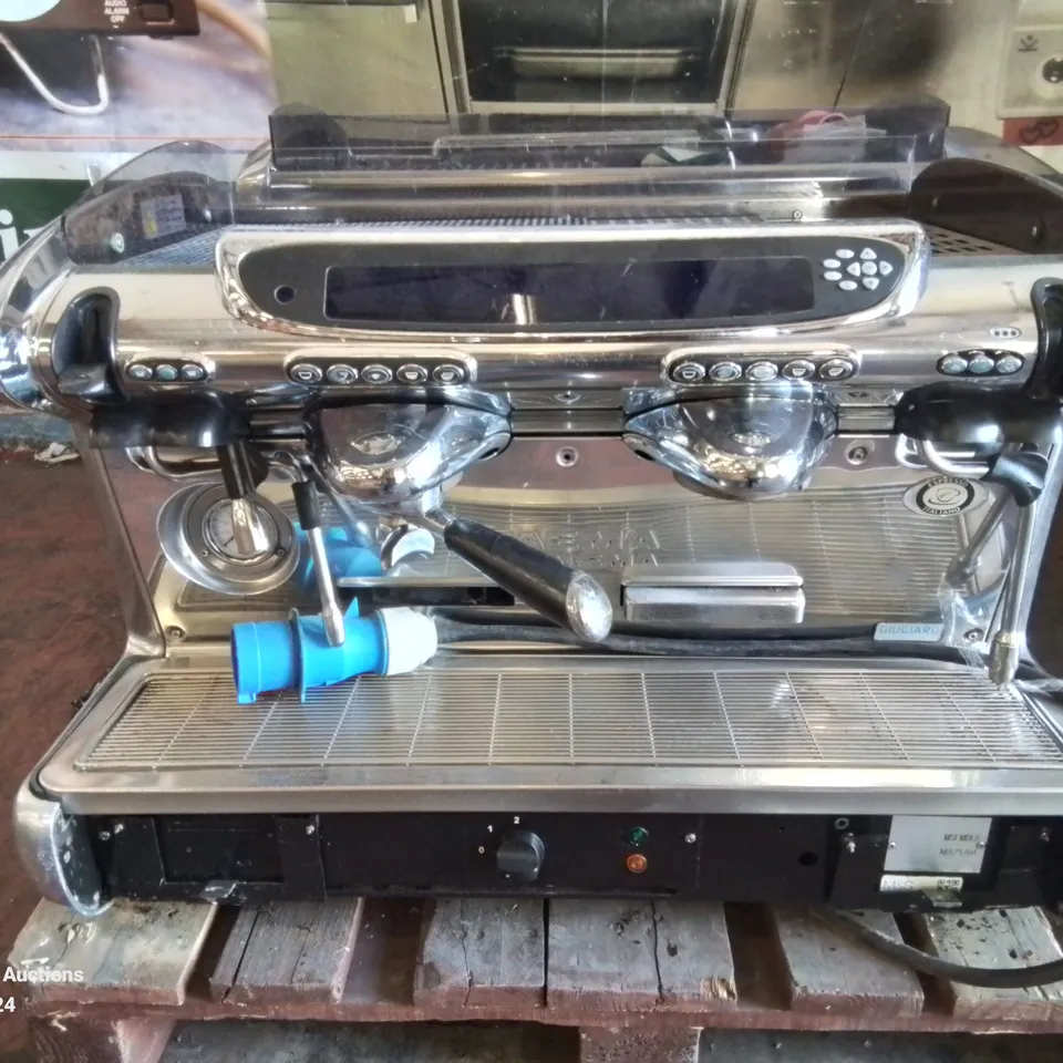 FAEMA EMBLEMA COMMERCIAL COFFEE ESPRESSO MACHINE 
