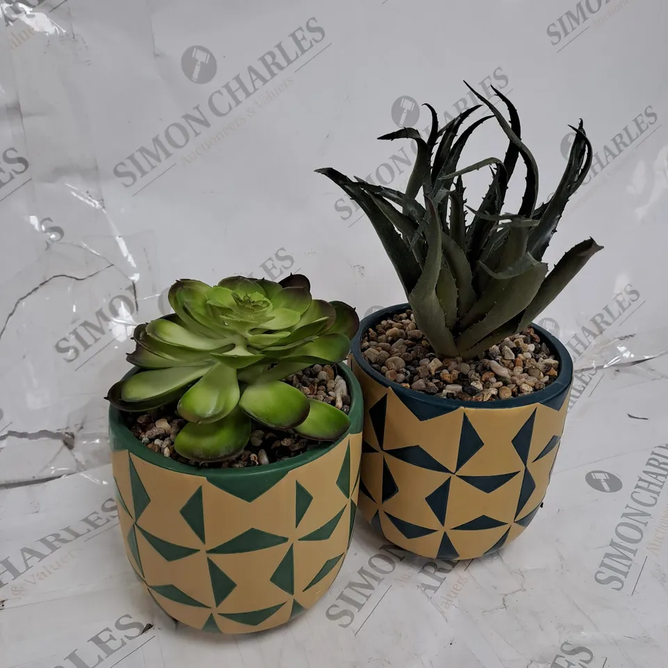 2 X FAUX POTTED PLANTS 