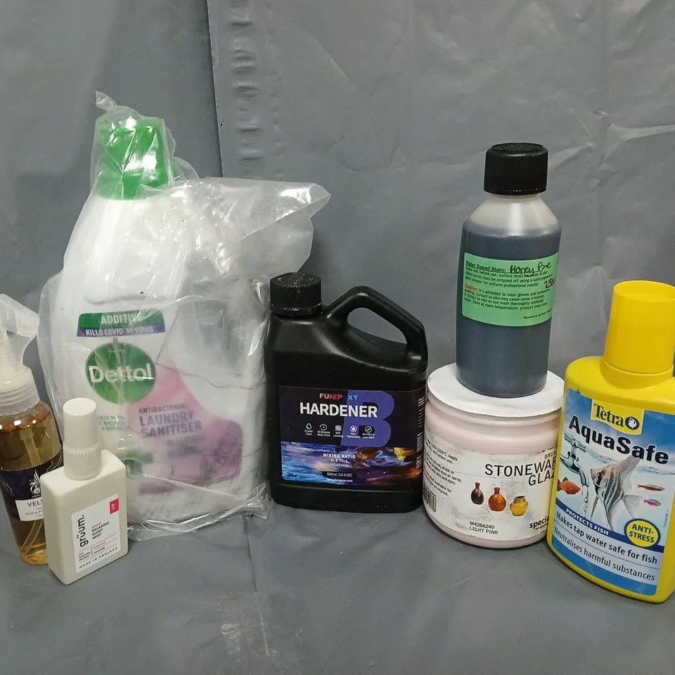 APPROXIMATELY 12 ASSORTED LIQUIDS TO INCLUDE AQUASAFE, HARDENER, STONEWARE GLAZE, ETC - COLLECTION ONLY