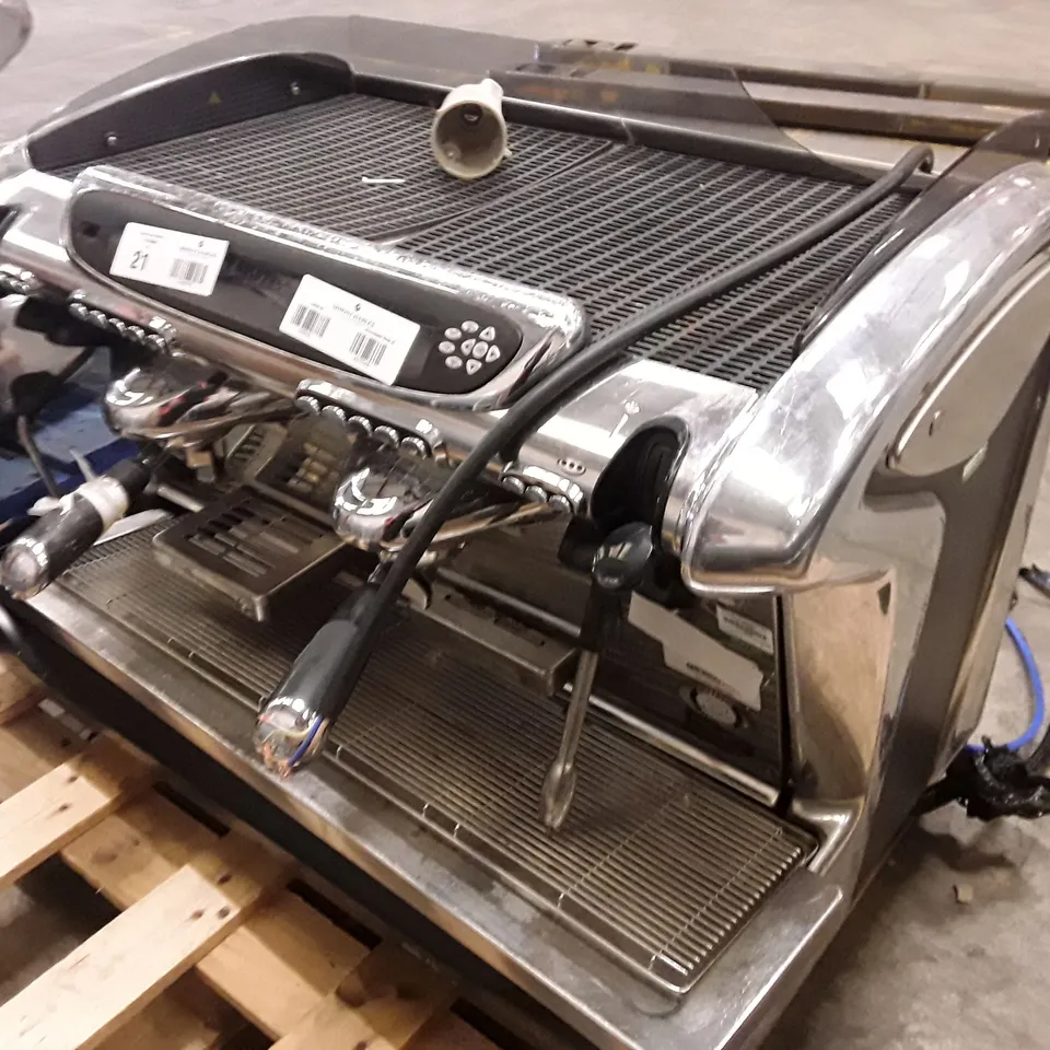 FAEMA EMBLEMA COMMERCIAL COFFEE ESPRESSO MACHINE 