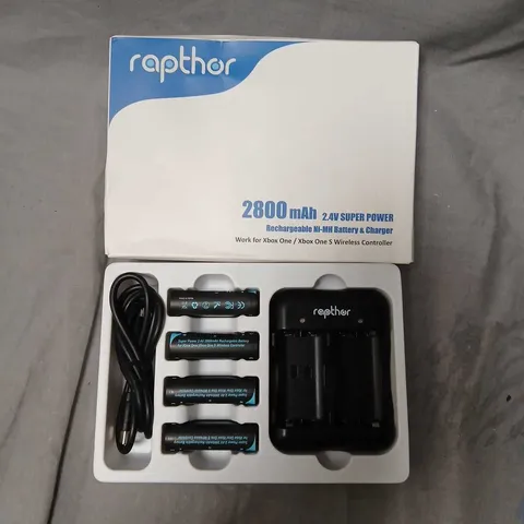 RAPTHOR 2800MAH NI-MH RECHARGEABLE BATTERY PACK & CHARGER FOR XBOX ONE / XBOX ONE S