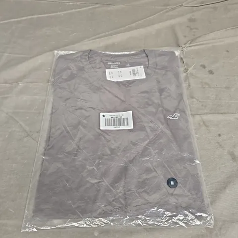 BAGGED HOLLISTER LOGO TEE - SIZE M