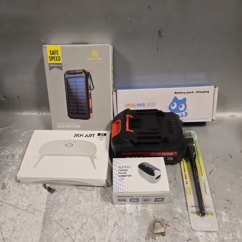 APPROXIMATELY 20 ASSORTED ELECTRICAL PRODUCTS TO INCLUDE POWER BANK, OXIMETER, LED LIGHTS ETC