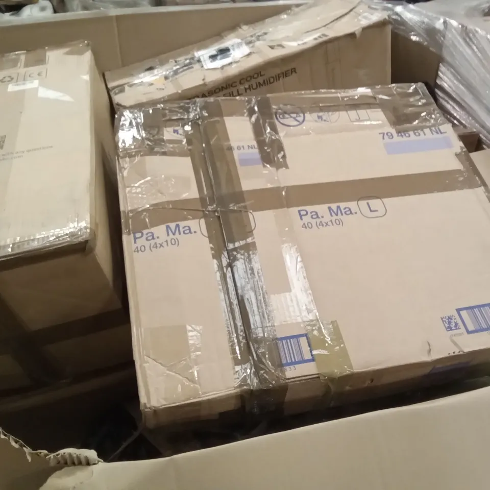 PALLET OF ASSORTED ITEMS INCLUDING WE CLEAN VACUUM CLEANER, 20V BATTERY LAWN TRIMMER, JASHEN STICK VACUUM CLEANER, HOUSEHOLD LAWN MOVER, STREAM CORDLESS HEDGE TRIMMER 