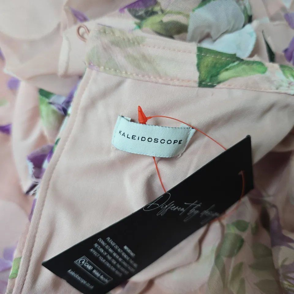 KALEIDOSCOPE FLORAL PRINT DRESS – PINK WITH PURPLE FLOWERS, UK 20 (EU 48)