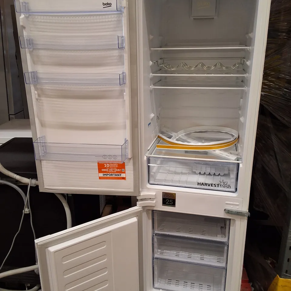 BEKO BCFD4V73 INTEGRATED FROST FREE FRIDGE FREEZER WITH HARVESTFRESH