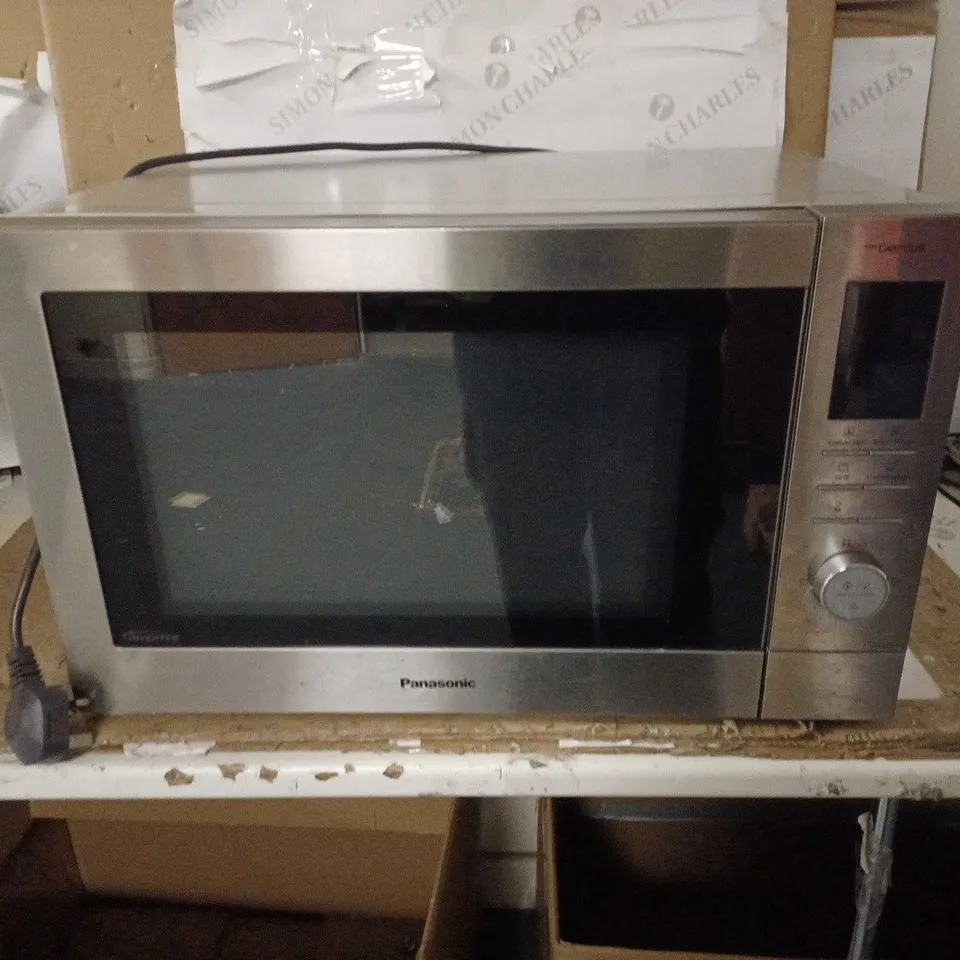 PANASONIC NN-CD87KS CONVECTION MICROWAVE OVEN