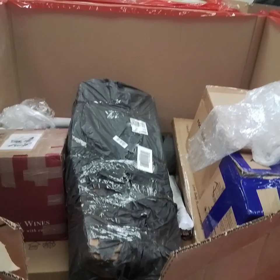 PALLET OF ASSORTED HOUSEHOLD GOODS AND PRODUCTS TO INCLUDE;SUITCASE,CEILING LIGHT,CLOTHES RACK