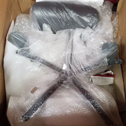 BOXED DYNAMIC OFFICE CHAIR