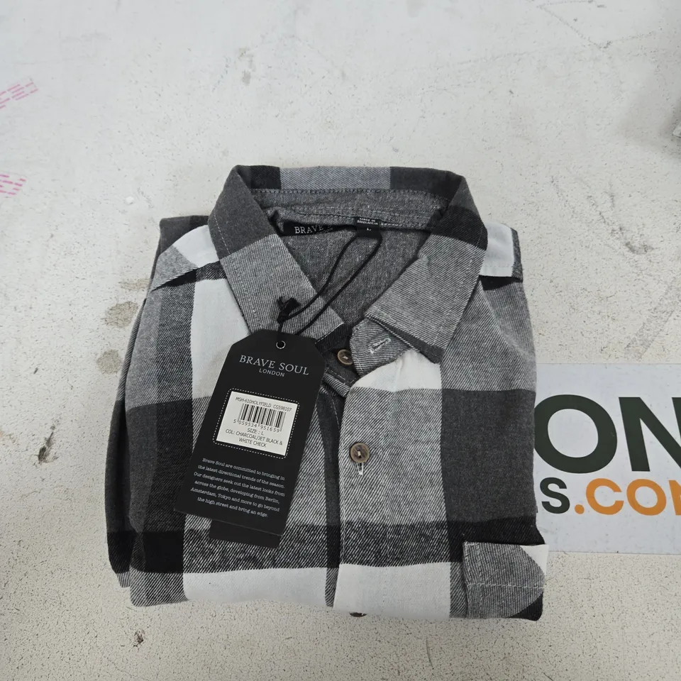 BRAVE SOUL LONDON MEN'S CHECKED SHIRT SIZE L