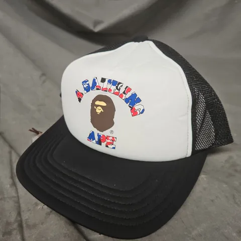 A BATHING APE CAP 