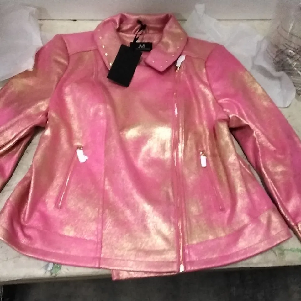 5 BOXES OF APPROXIMATELY 12 JULIEN MACDONALD PINK/GOLD BIKER JACKET - SIZE 20