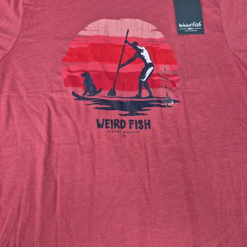 WEIRD FISH WHAT SUP ECO GRAPHIC T-SHIRT IN ROSEWOOD SIZE LARGE
