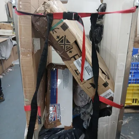 CAGE OF APPROXIMATELY 8 ASSORTED BROKEN ITEMS TO INCLUDE - INDUCTION HOB, MIRROR, AND A BLANKET ETC. COLLECTION ONLY