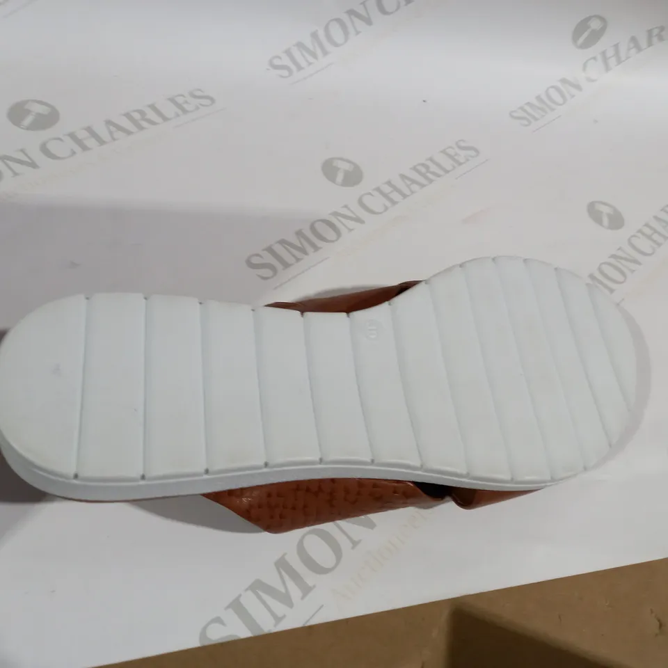 RUTH LANGSTFORD BROWN SANDALS SIZE 6