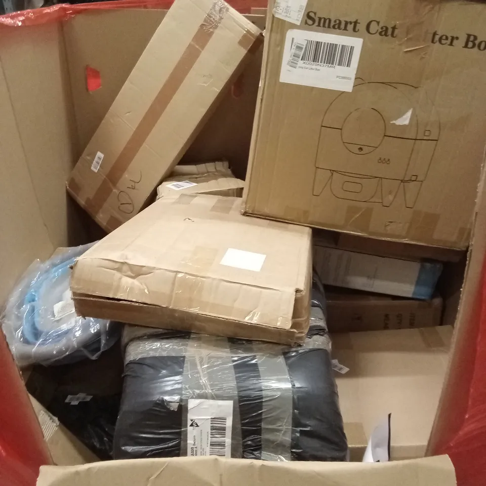 PALLET OF ASSORTED HOUSEHOLD GOODS AND PRODUCTS TO INCLUDE; DINNERWARE SET, PLANTER, SUITCASE, CAT LITTER BOX ETC