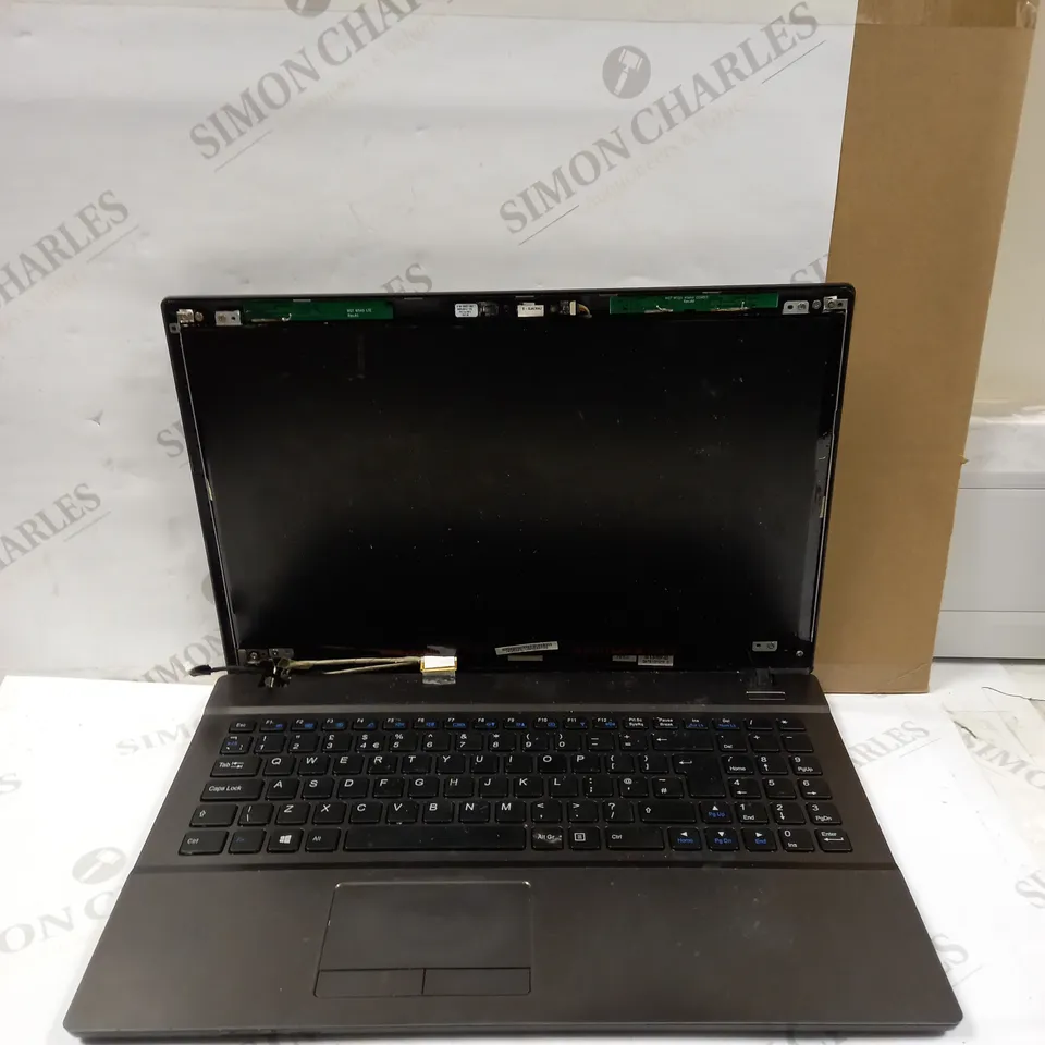 LOT OF 3 DAMAGED STONE LAPTOPS TO INCLUDE 2 STONE NT310, 1 STONE NT310-H