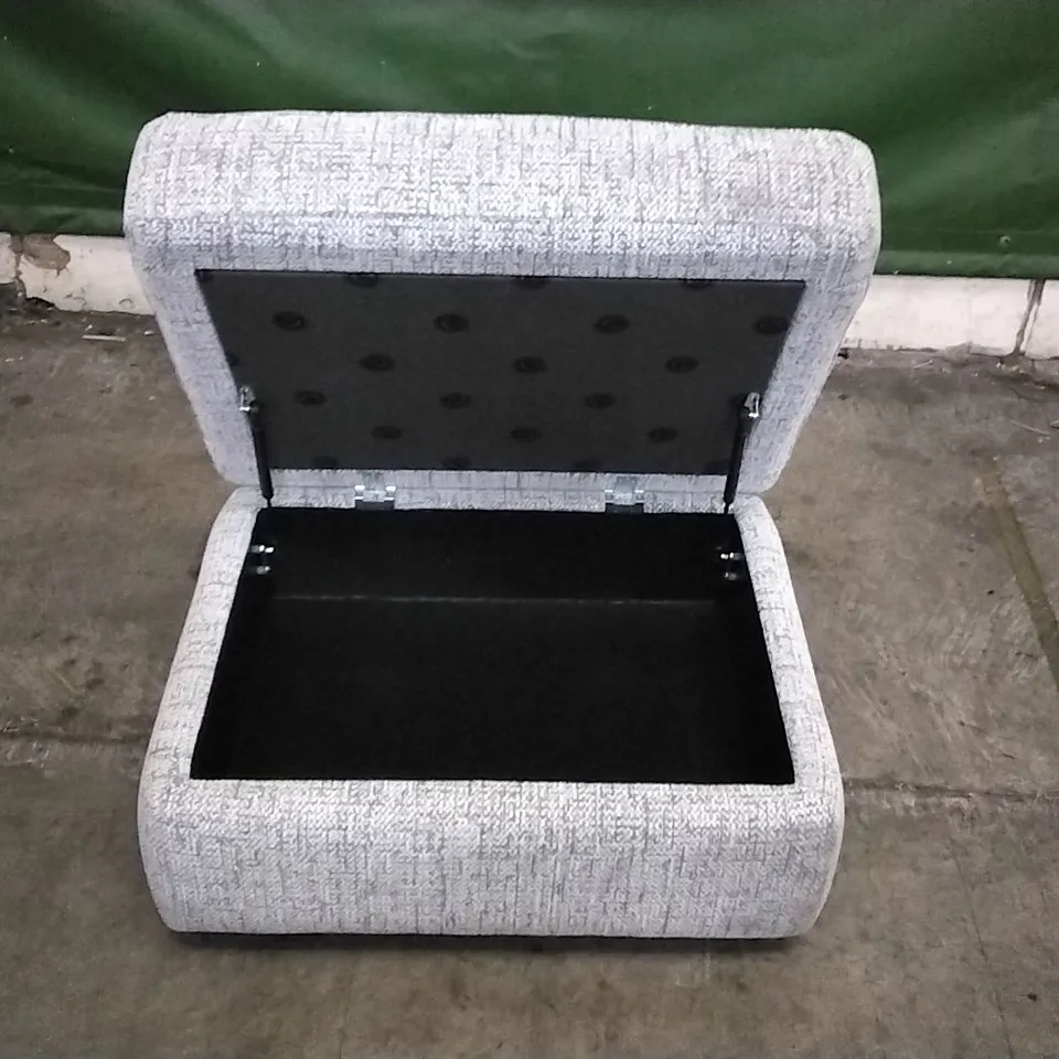 QUALITY BRITISH DESIGNED & MANUFACTURED G PLAN STRATFORD STORAGE FOOTSTOOL HARBOUR SLATE FABRIC