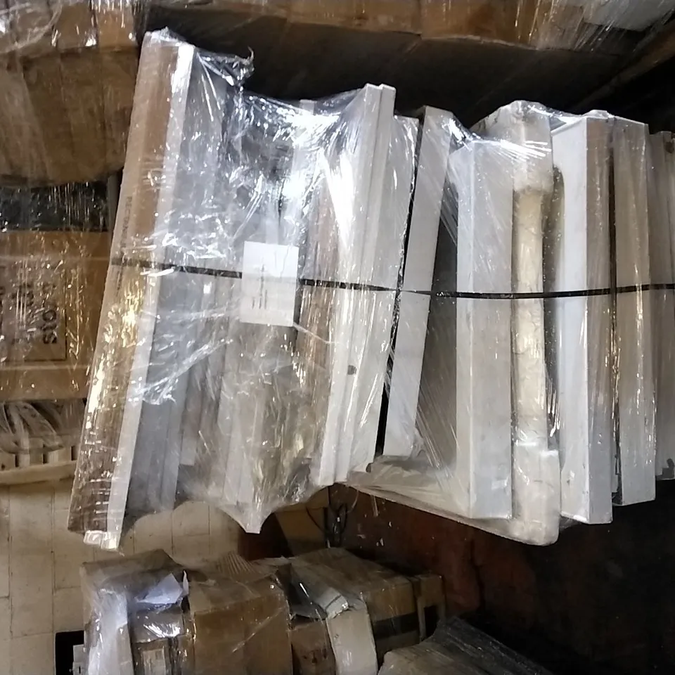 PALLET OF APPROXIMATELY 30 MIXED ABS + STONE SHOWER TRAYS