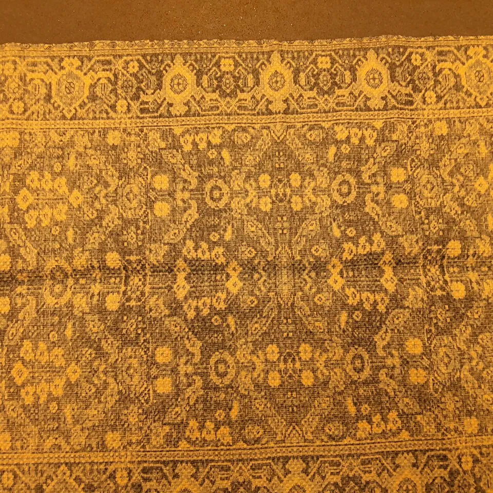 BLUE AND WHITE RUG 60X120CM