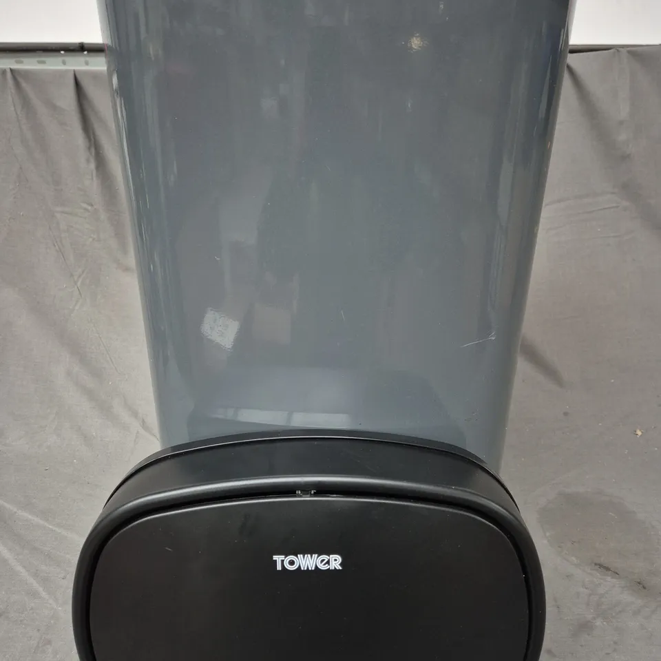 BOXED TOWER 42 LITRE SQUARE SENSOR BIN IN GREY