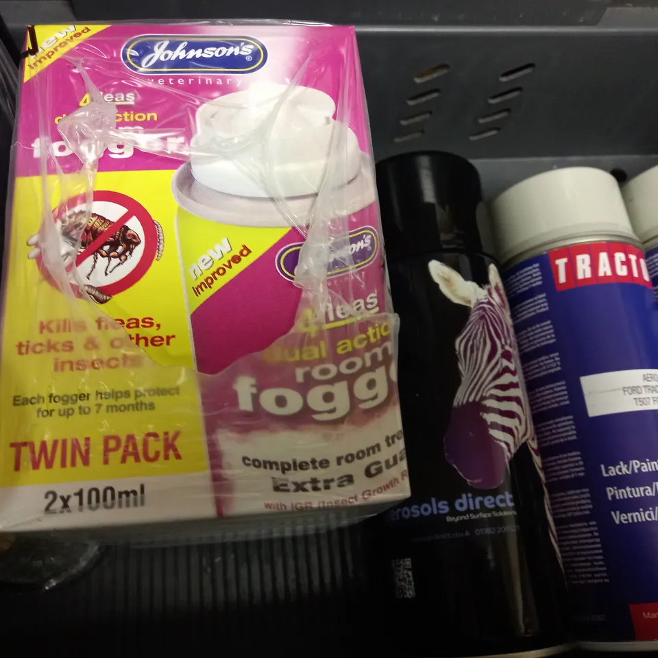 BOX OF APPROX 12 ASSORTED AEROSOLS TO INCLUDE TURBOJET AIR SANITISER SAVAGE SPRAY, LYNX BODY SPRAY, DENVER BODY SPRAY, ETC