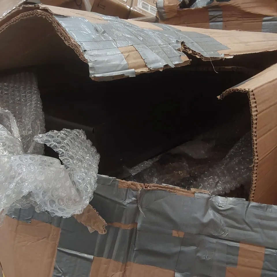 PALLET CONTAINING A LARGE QUANTITY OF ASSORTED FURNITURE AND HOME PRODUCTS ECT