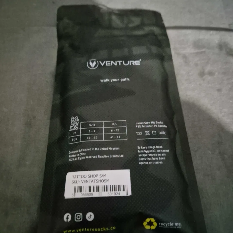 VENTURE TATTOO SHOP SOCKS – UNISEX CREW MID, S/M (UK 3-7)