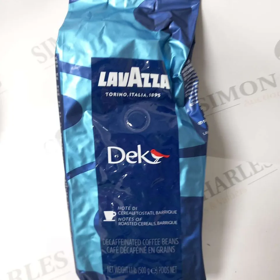 APPROXIMATELY 5 PACKS OF LAVAZZA DEK DECAFFEINATED COFFEE BEANS 500G