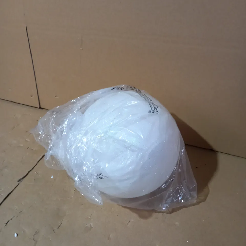 MR CHRISTMAS 8" GLASS CRACKLE SPHERE WITH ROTATING LIGHT