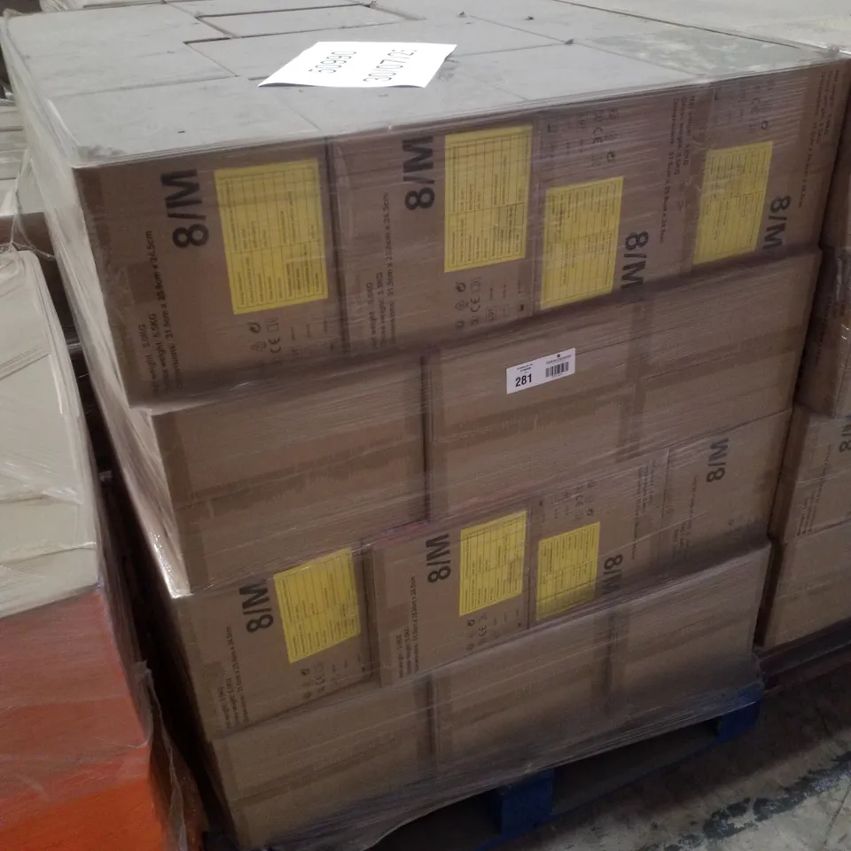 PALLET CONTAINING APPROXIMATELY 600 INTCO VINYL GLOVES 100PK MEDIUM