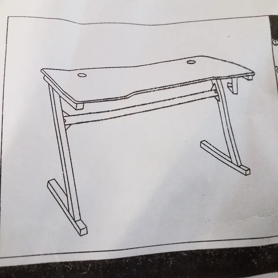 BOXED ADJUSTABLE STANDING DESK