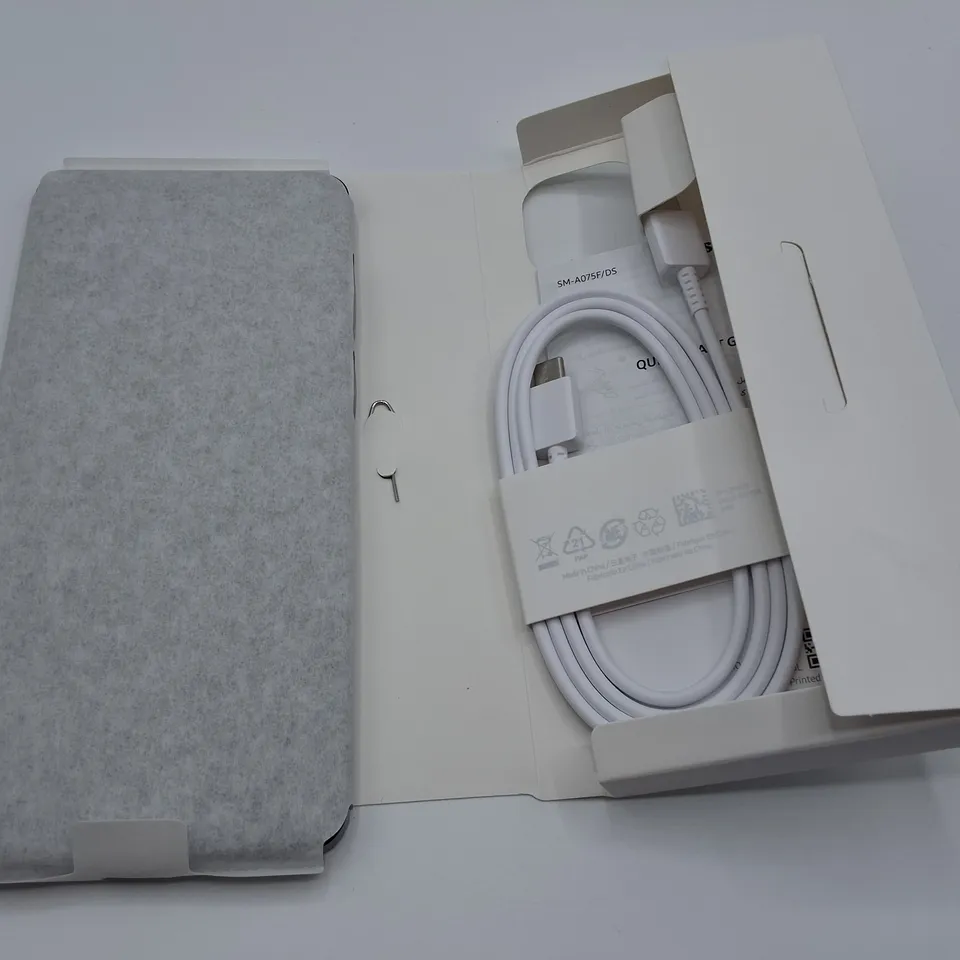 BOXED SAMSUNG GALAXY A07 4/64GB IN BLACK - SM-A075F