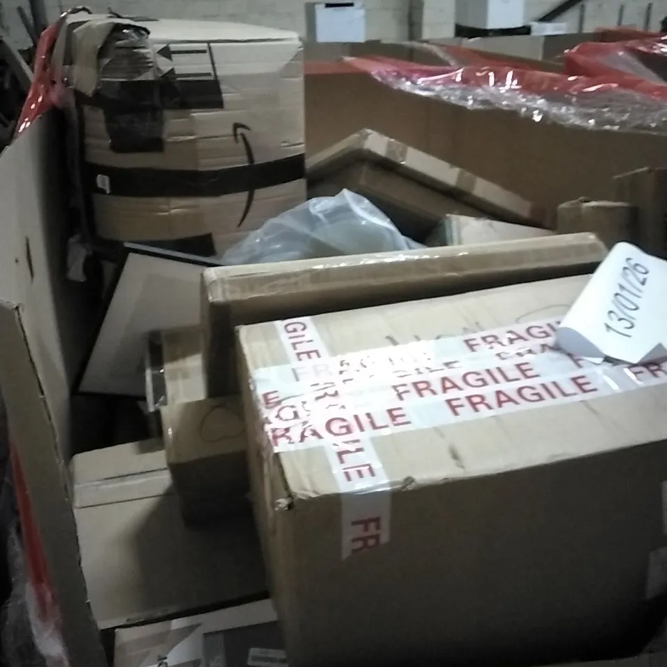 PALLET OF HOUSEHOLD ITEMS TO INCLUDE FULL LENGTH MIRROR, FAN LIGHT, PORTABLE FAN HEATER,  PICTURE FRAME AND OTHER ASSORTED ITEMS...