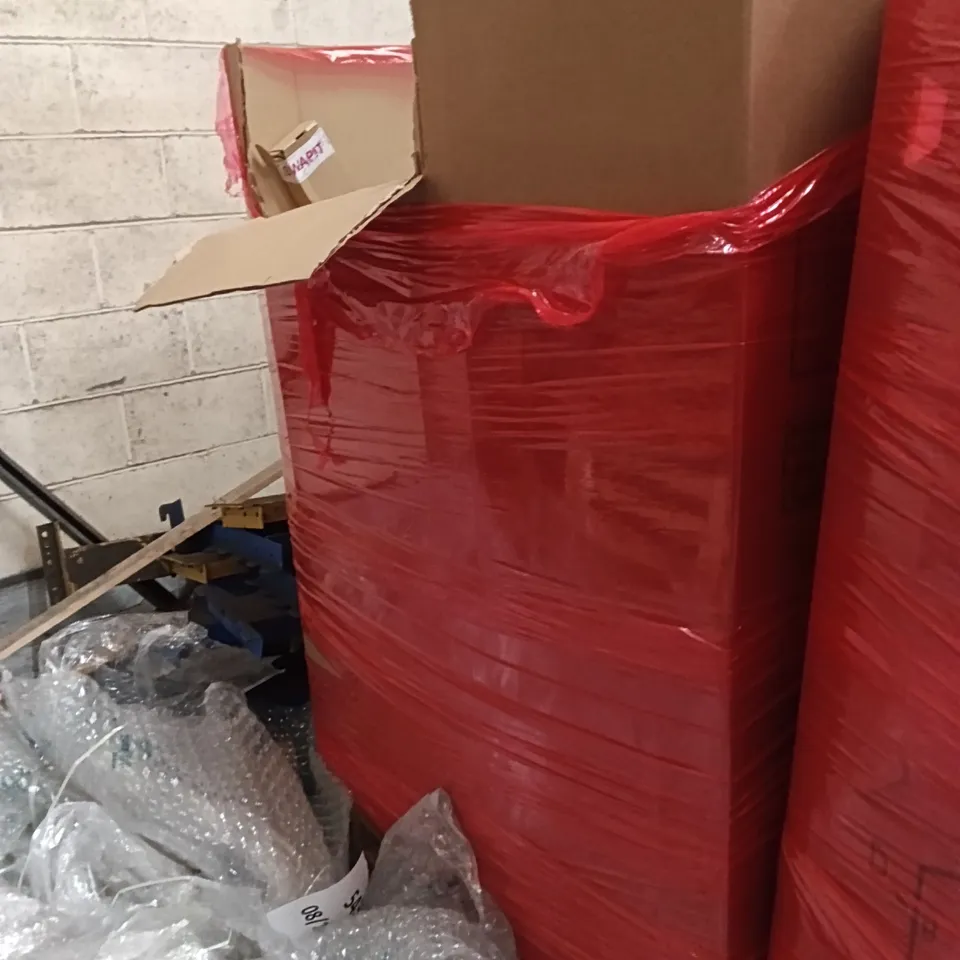 PALLET OF ASSORTED ITEMS INCLUDING - KITCHEN FAUCET, WIRELESS KEYBOARD, SUITCASE 