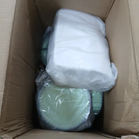 BOX OF APPROXIMATELY 10 BAGS AND WALLETS