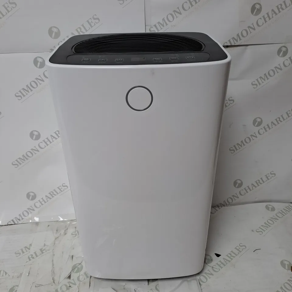 OUTLET 12L DEHUMIDIFIER WITH 2L WATER TANK AND TIMER