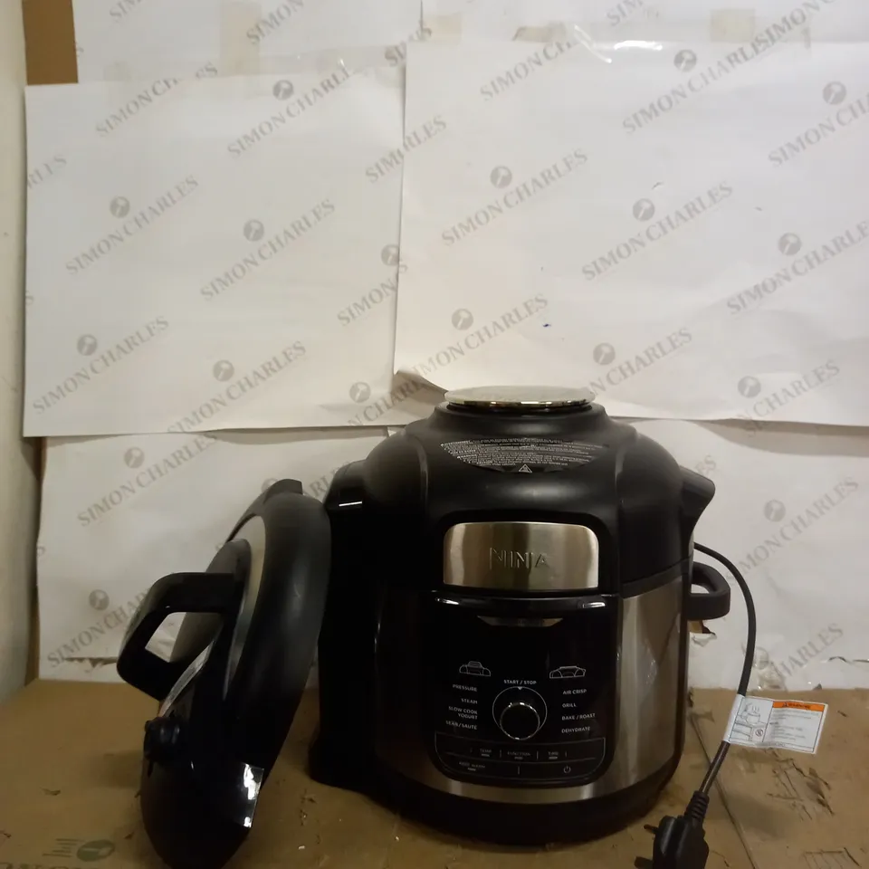 NINJA FOODI MAX MULTI-COOKER 