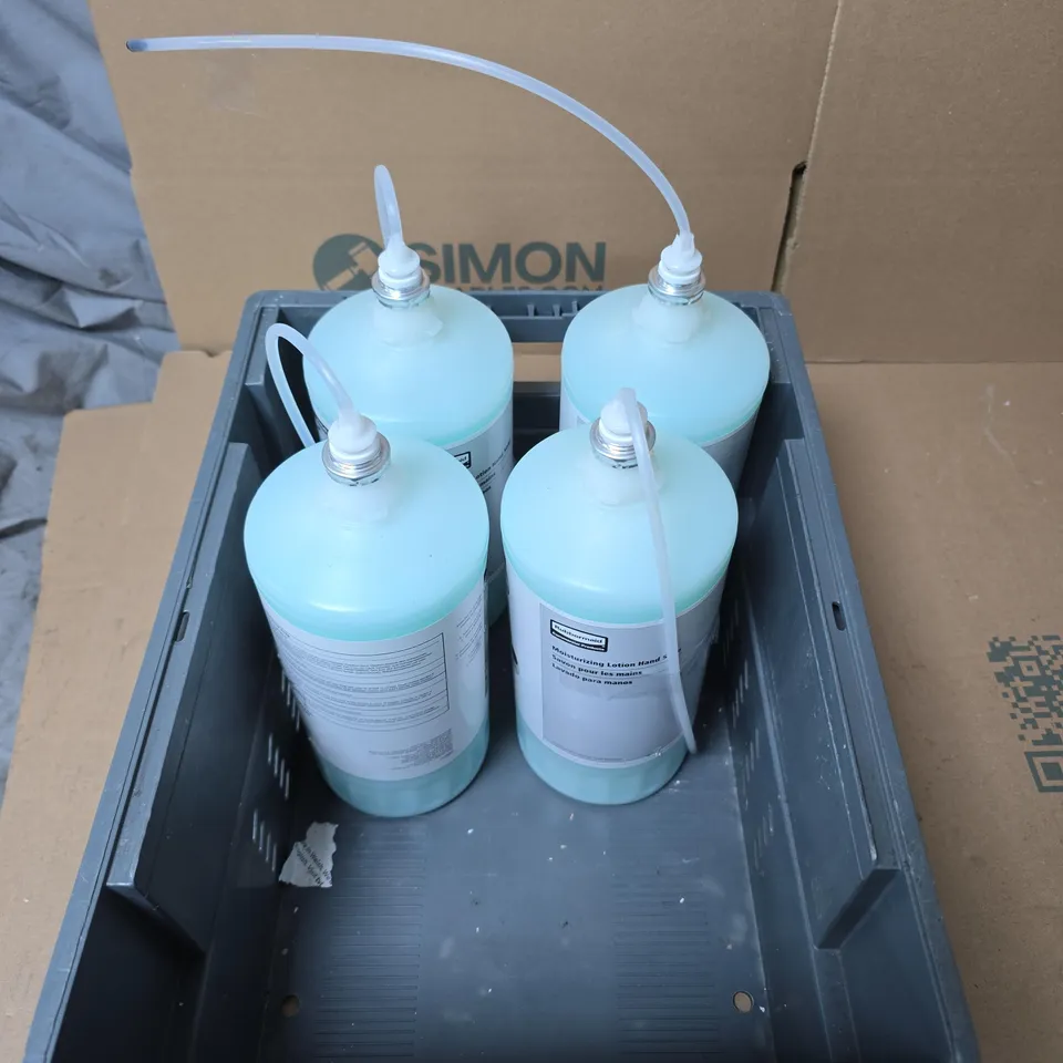 LOT OF 4 RUBBERMAID MOISTURISING HAND SOAP – LIGHT BLUE PUMP BOTTLE 1600ML PER BOTTLE