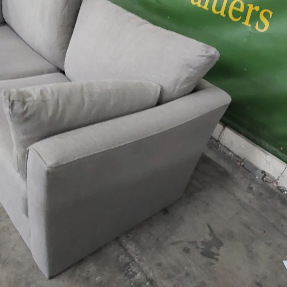 DESIGNER 3 SEATER SOFA WITH SIDE CUSHIONS 