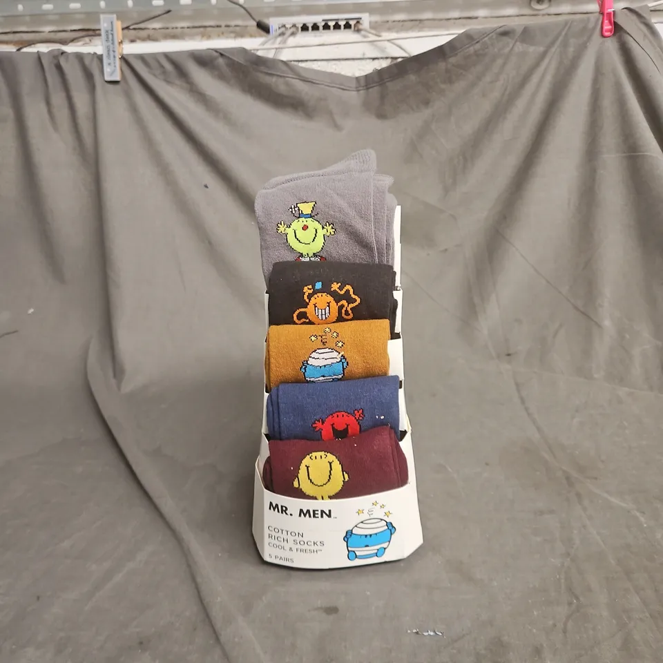 M & S MR MEN SOCKS 5 PAIRS 9-12
