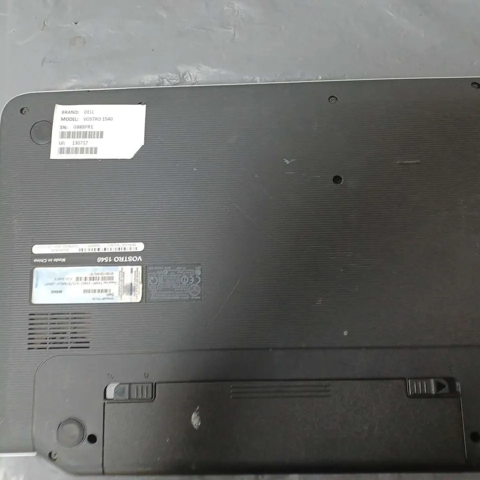 DELL VOSTRO 1540 15 INCH	I3 M380 2.53GHZ
